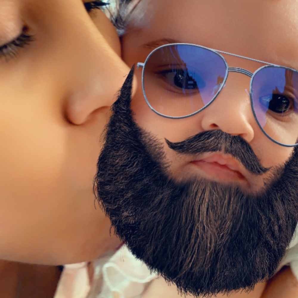 Meet your Posher, Leslie